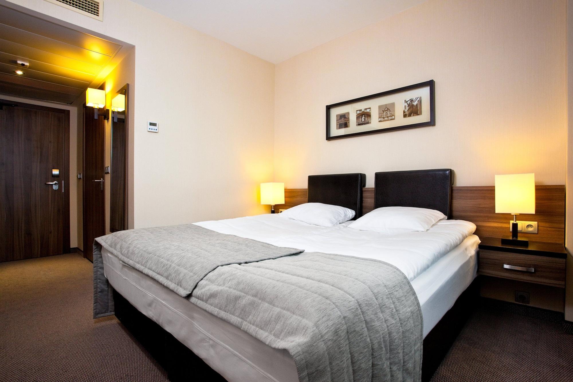 Qubus Hotel 4*